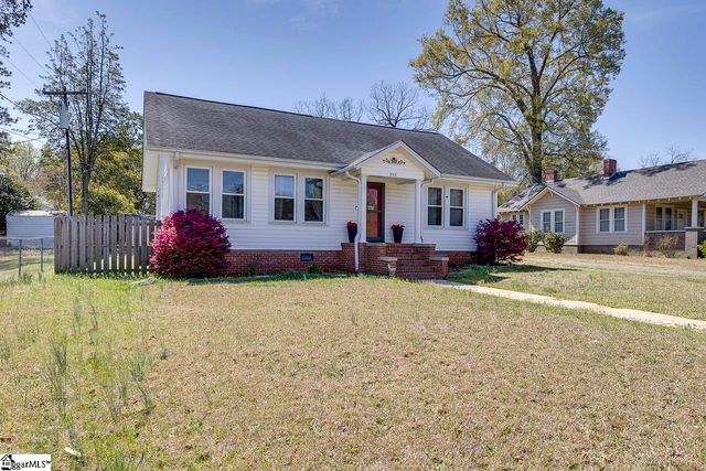 353 E Georgia Street, Woodruff, SC 29388