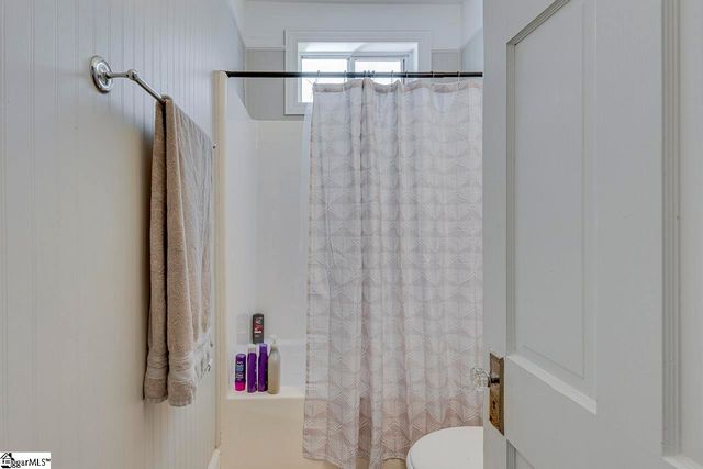 353 E Georgia Street, Woodruff, SC 29388