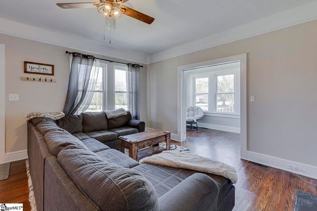 353 E Georgia Street, Woodruff, SC 29388