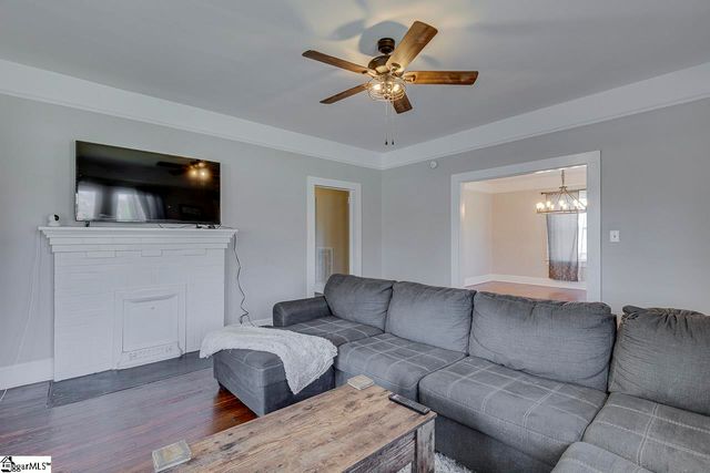 353 E Georgia Street, Woodruff, SC 29388