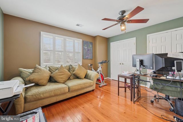 907 HICKORY CIR, La Plata, MD 20646