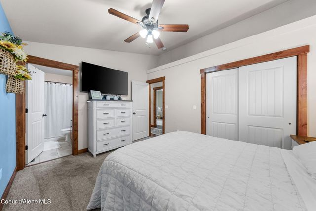 3801 N MAXFLI LN, Post Falls, ID 83854