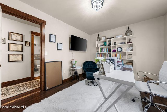 3801 N MAXFLI LN, Post Falls, ID 83854