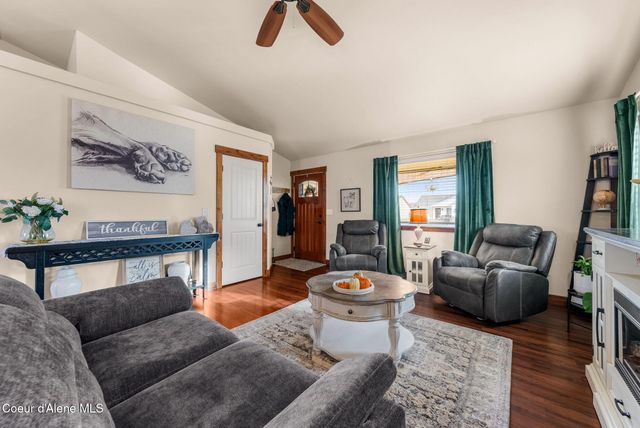 3801 N MAXFLI LN, Post Falls, ID 83854