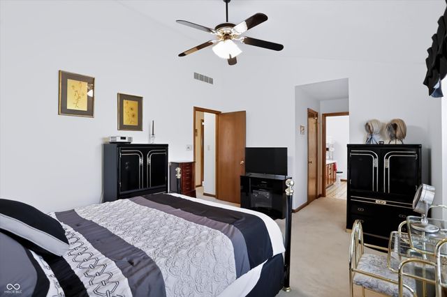 337 Stoneybrook Grove Drive, Greenwood, IN 46142