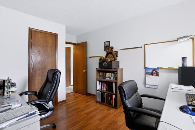337 Stoneybrook Grove Drive, Greenwood, IN 46142