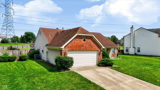 337 Stoneybrook Grove Drive, Greenwood, IN 46142