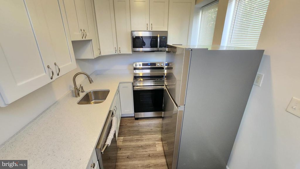2015 JEFFERSON ST, Baltimore, MD 21205