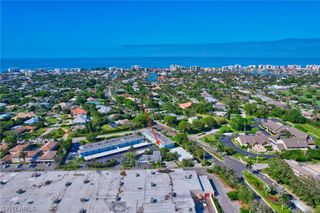 750 Mooring LN 105, Naples, FL 34102