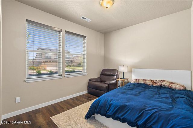 13465 N Telluride LOOP, Hayden, ID 83835