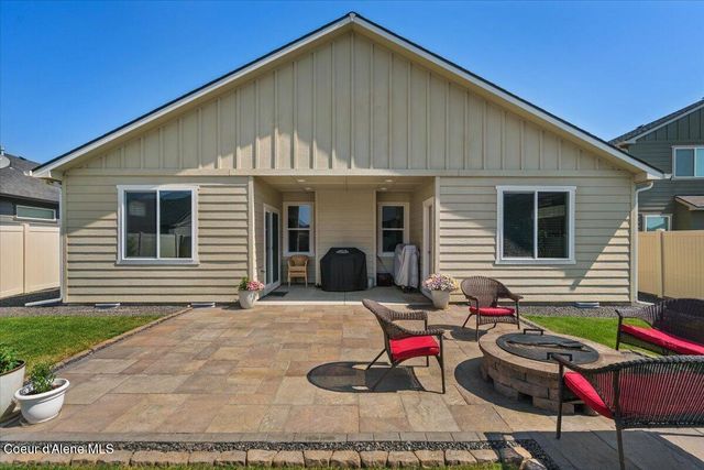 13465 N Telluride LOOP, Hayden, ID 83835
