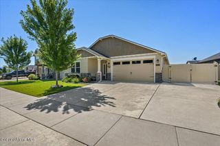 13465 N Telluride LOOP, Hayden, ID 83835