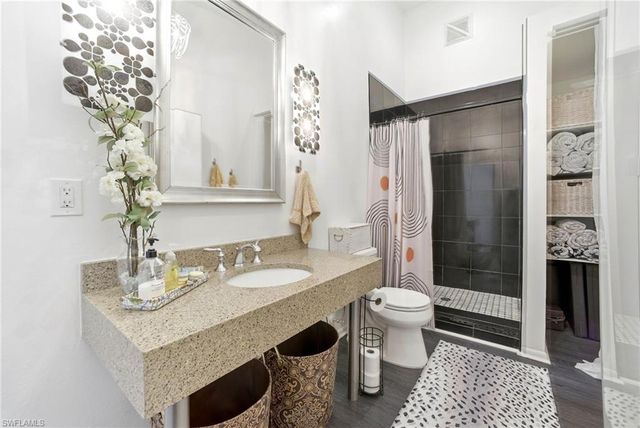 16857 Windcrest DR, Fort Myers, FL 33908