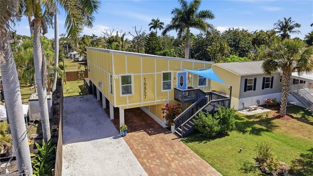 16857 Windcrest DR, Fort Myers, FL 33908