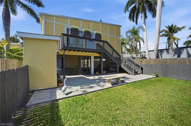 16857 Windcrest DR, Fort Myers, FL 33908