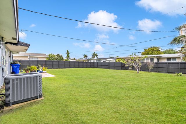 8781 NW 15th Street, Pembroke Pines, FL 33024