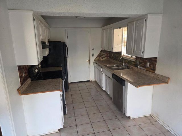 1800 David Terrace, Midwest City, OK 73141