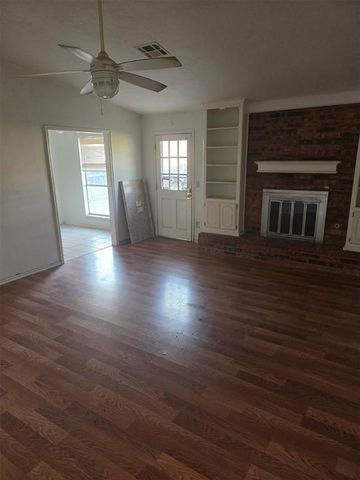 1800 David Terrace, Midwest City, OK 73141