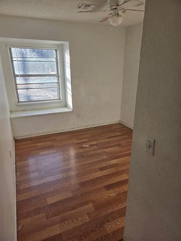 1800 David Terrace, Midwest City, OK 73141