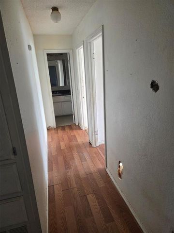 1800 David Terrace, Midwest City, OK 73141