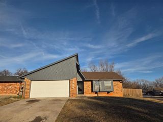 1800 David Terrace, Midwest City, OK 73141