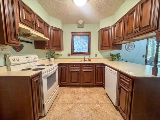 7 Owego Circle, Cherokee Village, AR 72529