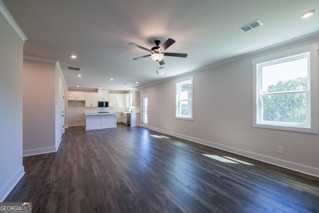 152 Henley Street 13, Canton, GA 30114