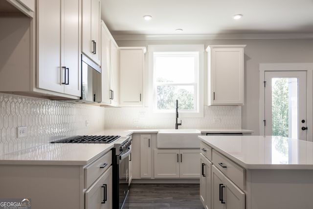 152 Henley Street 13, Canton, GA 30114