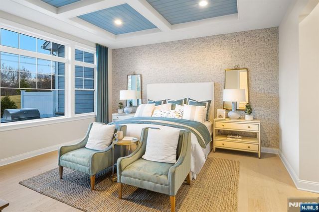 15 Muirfield, River Vale, NJ 07675