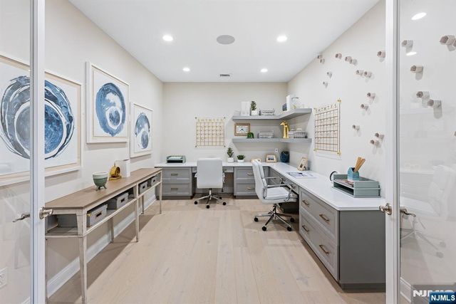 15 Muirfield, River Vale, NJ 07675