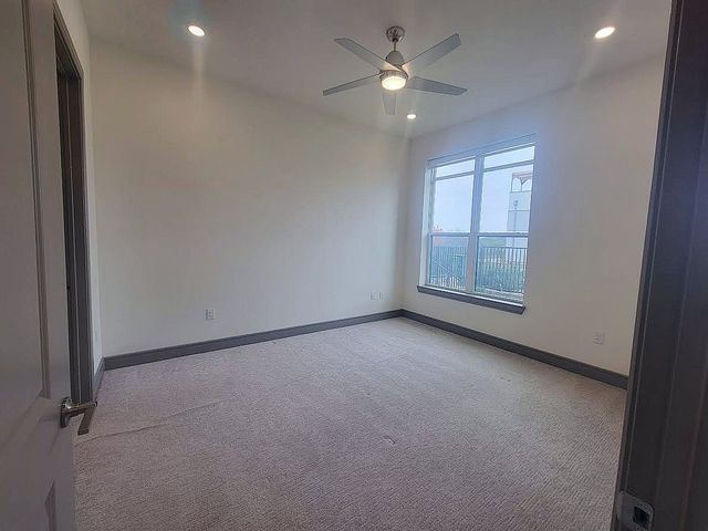 2700 Old Denton Road 1010, Carrollton, TX 75007