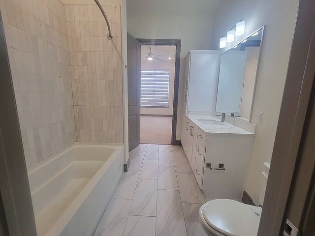 2700 Old Denton Road 1010, Carrollton, TX 75007