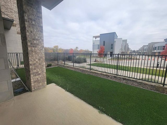 2700 Old Denton Road 1010, Carrollton, TX 75007