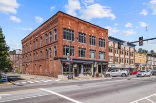 400 Central Street # 204, Franklin, NH 03235
