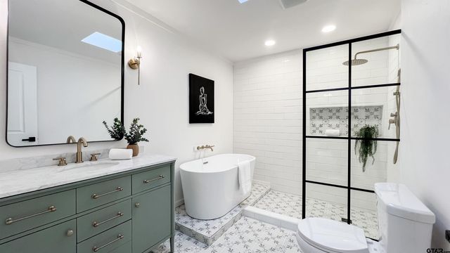 439 N Lone Star LN, Hideaway, TX 75771