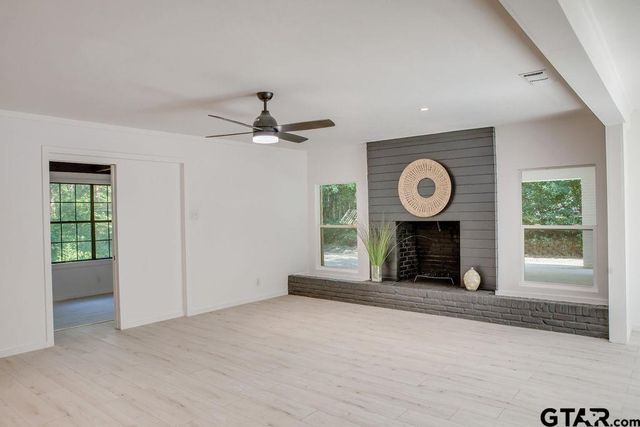 439 N Lone Star LN, Hideaway, TX 75771