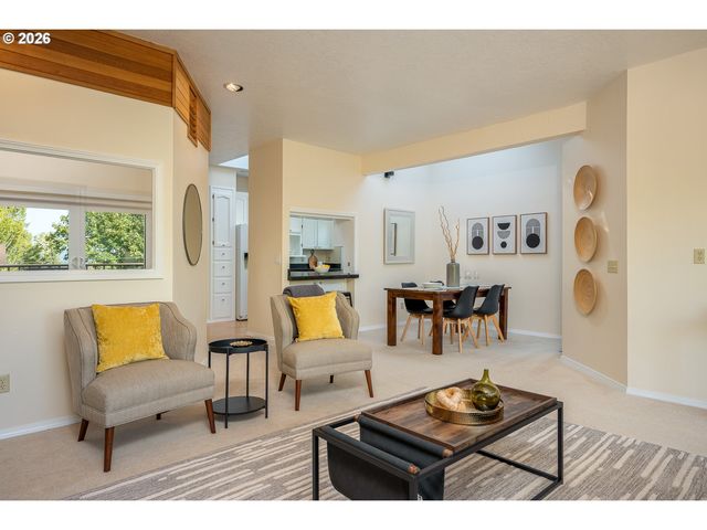 7007 Sw 33RD Pl, Portland, OR 97219