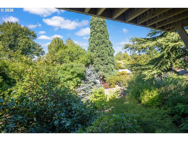 7007 Sw 33RD Pl, Portland, OR 97219