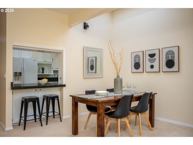 7007 Sw 33RD Pl, Portland, OR 97219