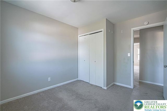 1405 Presidential Drive, Whitehall Twp, PA 18052