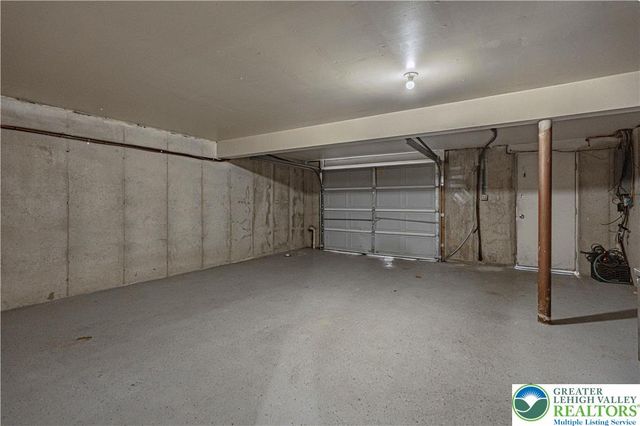 1405 Presidential Drive, Whitehall Twp, PA 18052