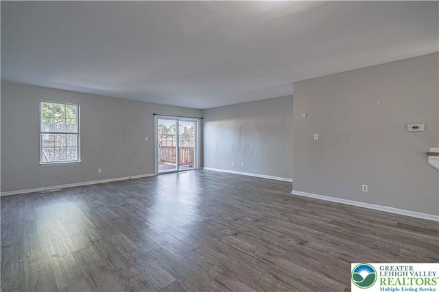 1405 Presidential Drive, Whitehall Twp, PA 18052