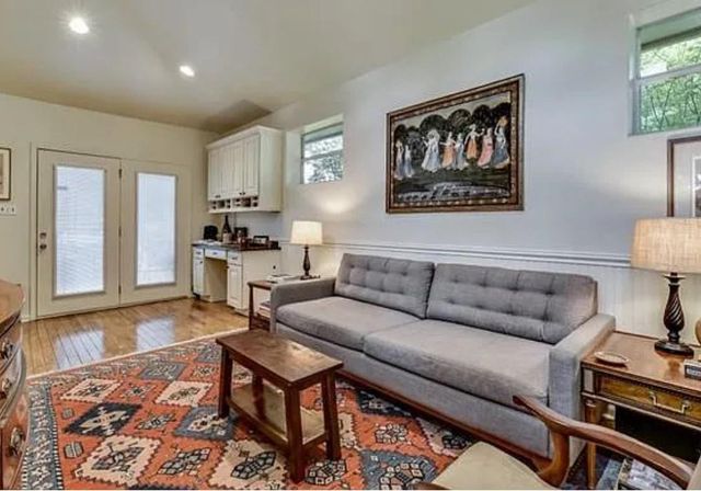 803 Newman DR, Austin, TX 78703