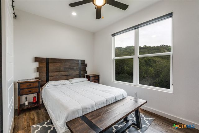 1722 Trail Pass Drive, Canyon Lake, TX 78133
