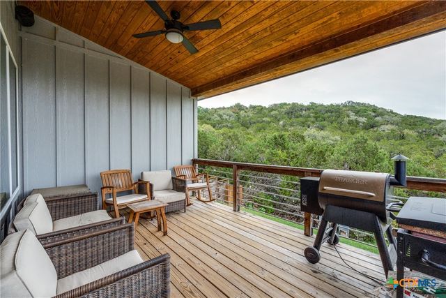 1722 Trail Pass Drive, Canyon Lake, TX 78133