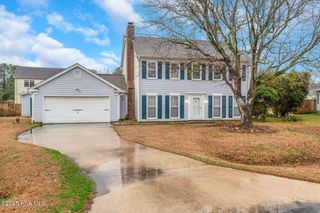 2801 Hobart Drive, Wilmington, NC 28405