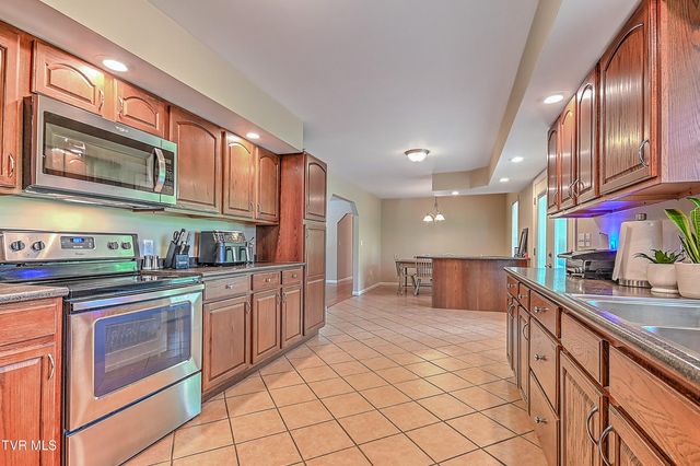 218 Jones Ridge Drive, Dryden, VA 24243