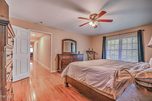 218 Jones Ridge Drive, Dryden, VA 24243