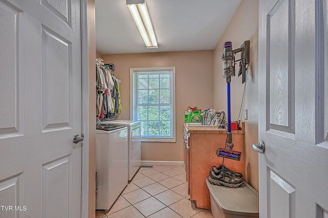 218 Jones Ridge Drive, Dryden, VA 24243