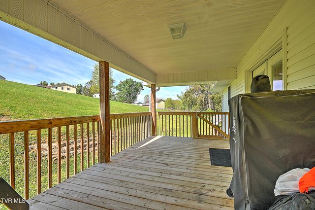 218 Jones Ridge Drive, Dryden, VA 24243